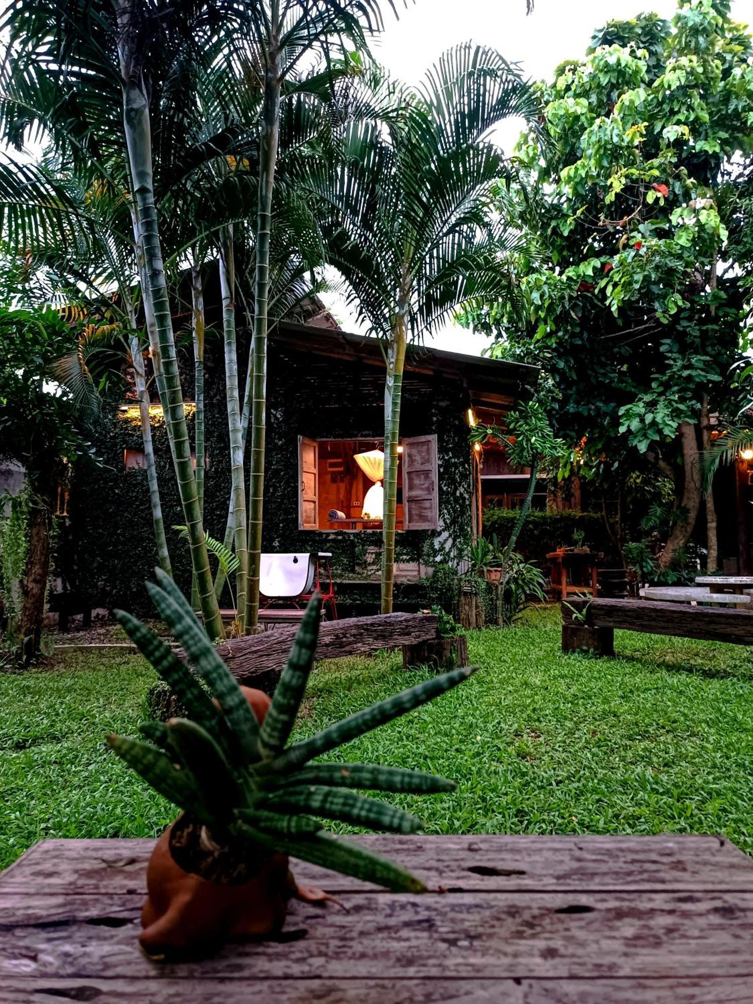 Cabinthai Mae Chaem Exteriör bild